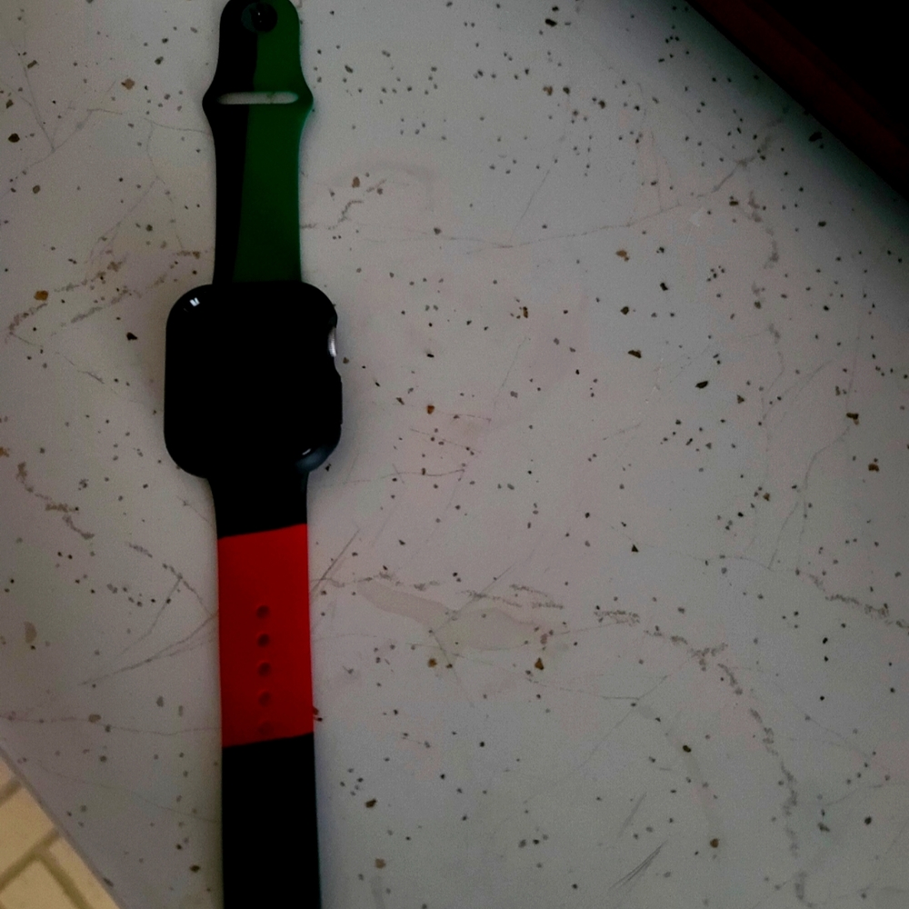 Apple SE 44 ml watch